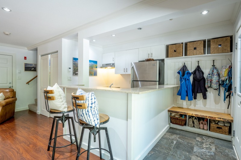 2AlpineHouse10