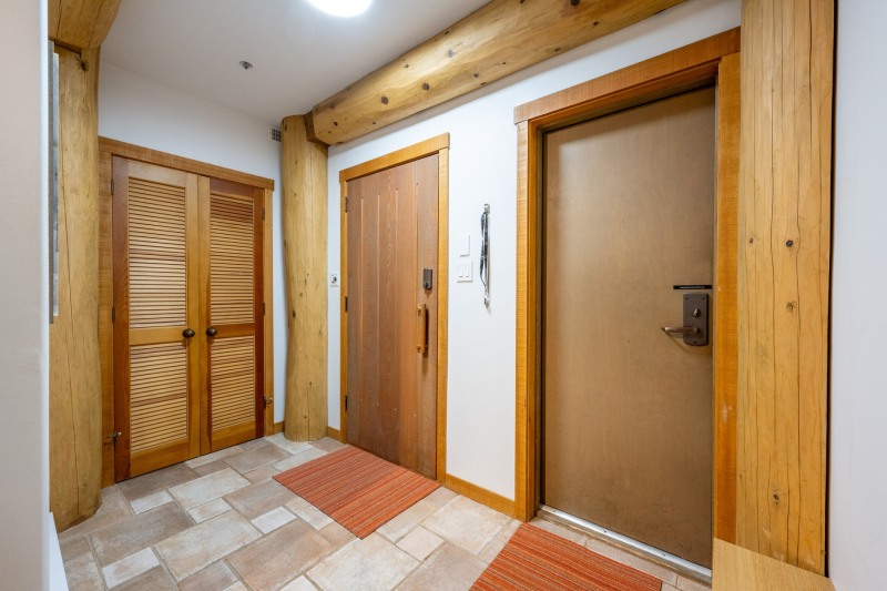 6Taluswood23